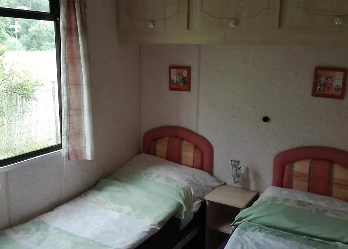 Mobilhome Paradijs * Zlatá Koruna